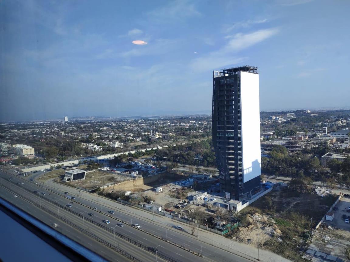 Appartement Centaurus Heights à Islamabad Extérieur photo